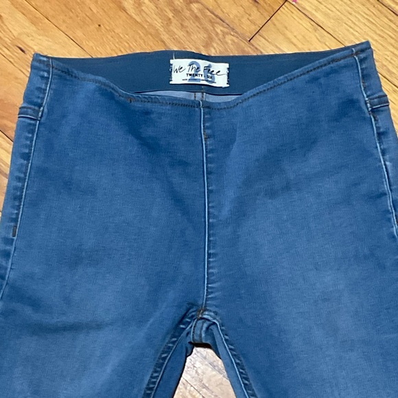 Free People We the Free Penny Pull On Stretch Flare Leg Denim Jeans  26 - Picture 2 of 13
